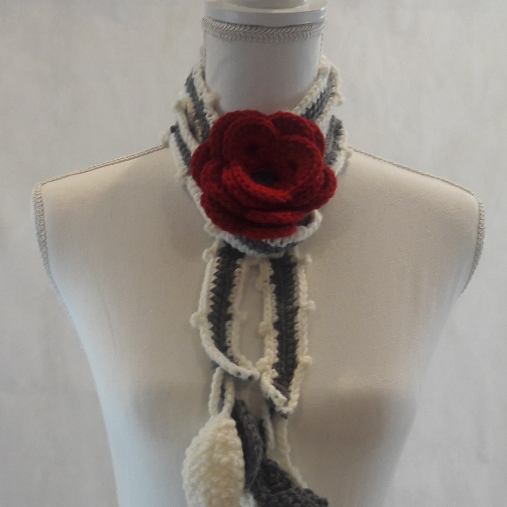 🌹Lariat, Flower, Necklace, Hand Crafted, crochet
